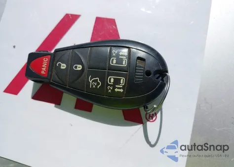 2013 Chrysler Town & Country Touring из США, поврежденный, VIN 2C4RC1BG0DR528986